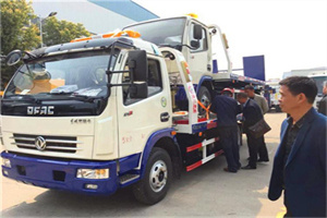 秭归汽车道路救援拖车价格